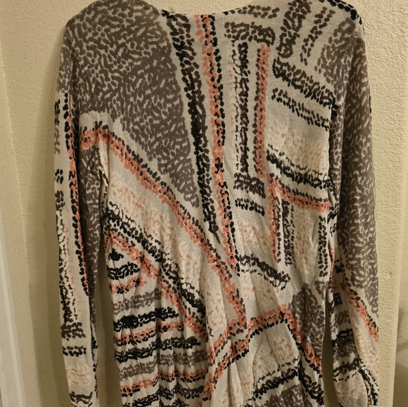 Sheer NIC+ZOE abstract long-sleeve blouse, size M, in great condition. - Picture 4 of 5